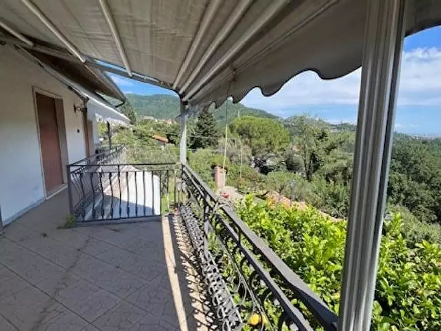 Immagine 13 di Villa in vendita  a Fosdinovo