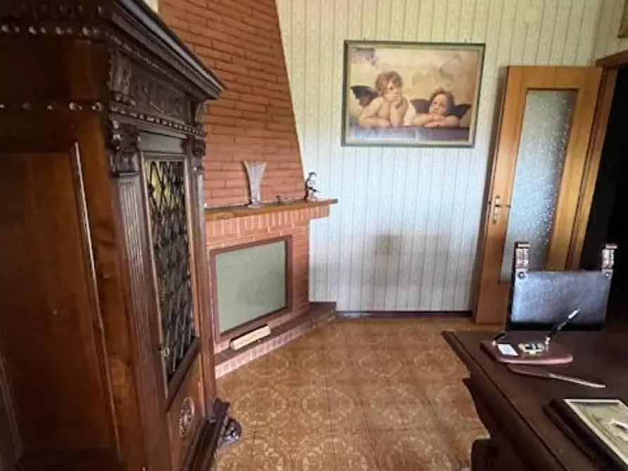 Immagine 15 di Villa in vendita  a Fosdinovo