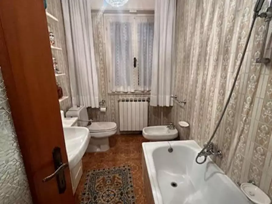 Immagine 19 di Villa in vendita  a Fosdinovo