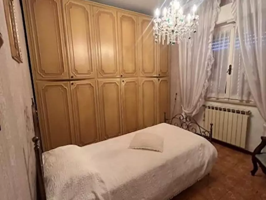 Immagine 18 di Villa in vendita  a Fosdinovo