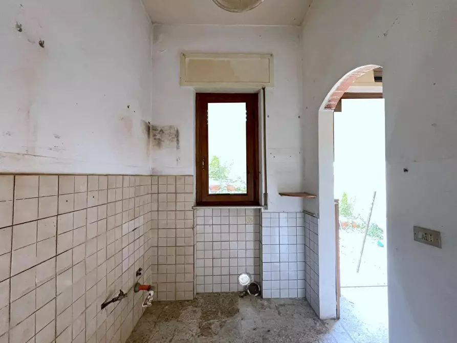 Immagine 13 di Casa bifamiliare in vendita  a Camaiore