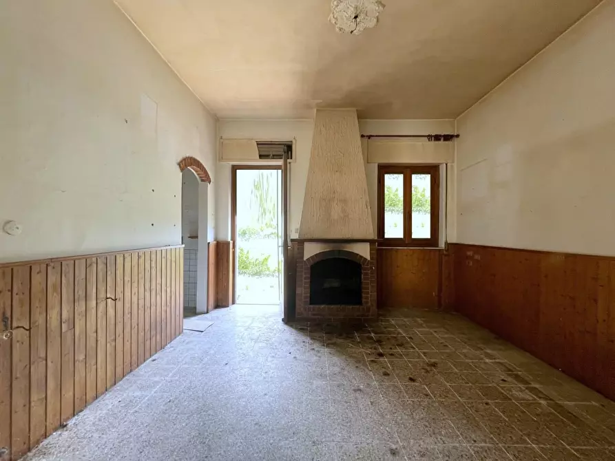 Immagine 7 di Casa bifamiliare in vendita  a Camaiore