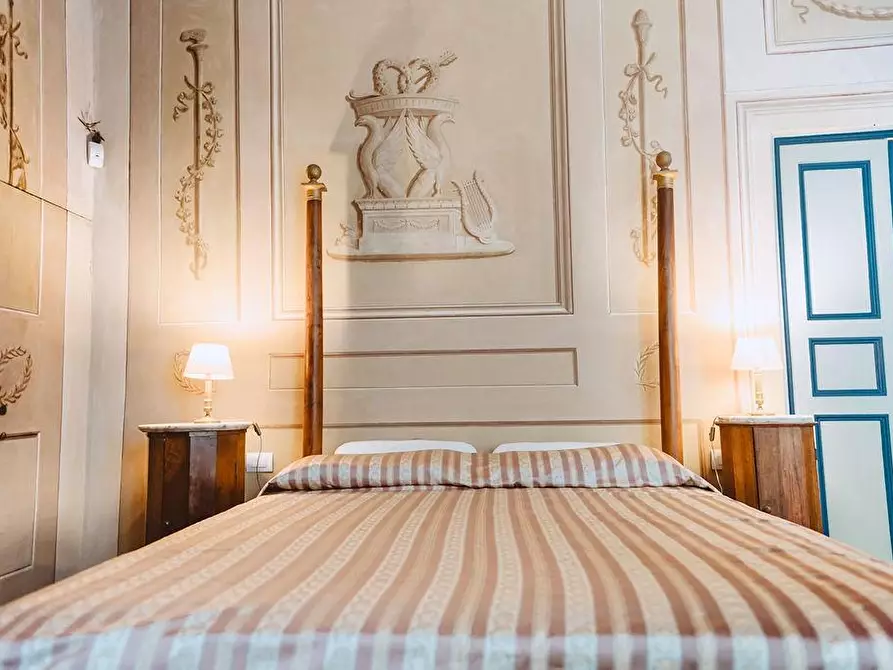 Immagine 55 di Immobile di prestigio in vendita  a Lucca