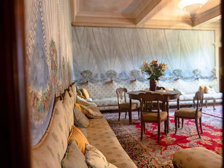 Immagine 34 di Immobile di prestigio in vendita  a Lucca