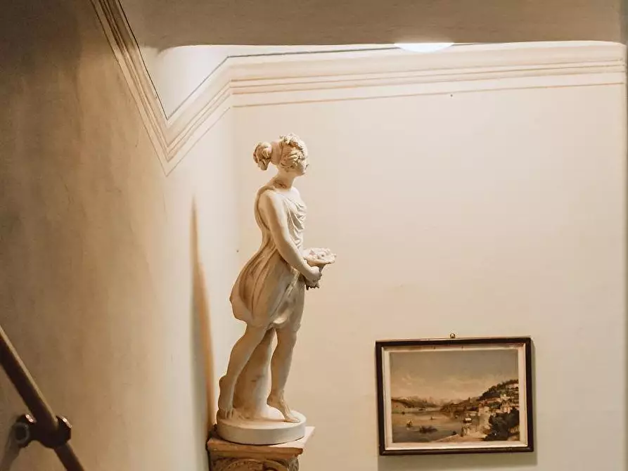 Immagine 68 di Immobile di prestigio in vendita  a Lucca