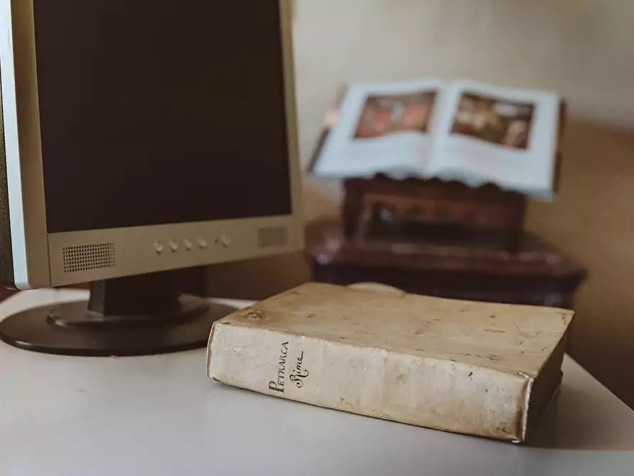 Immagine 49 di Immobile di prestigio in vendita  a Lucca