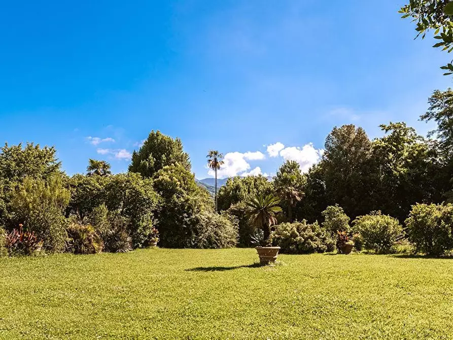 Immagine 16 di Immobile di prestigio in vendita  a Lucca