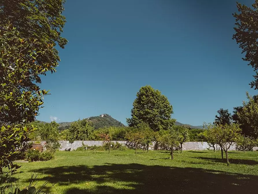 Immagine 5 di Immobile di prestigio in vendita  a Lucca