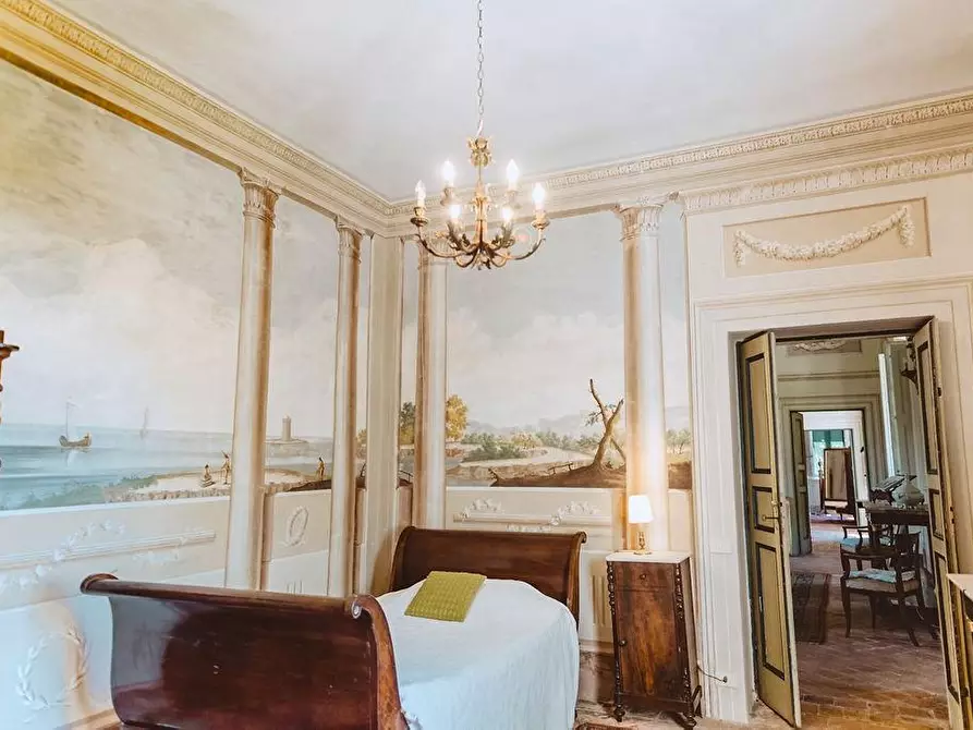 Immagine 91 di Immobile di prestigio in vendita  a Lucca