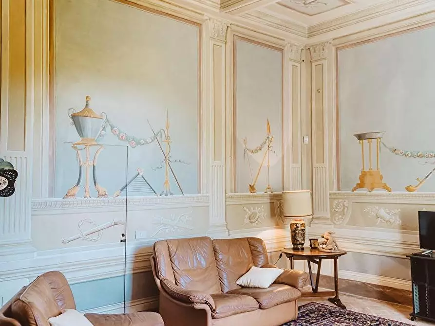 Immagine 96 di Immobile di prestigio in vendita  a Lucca