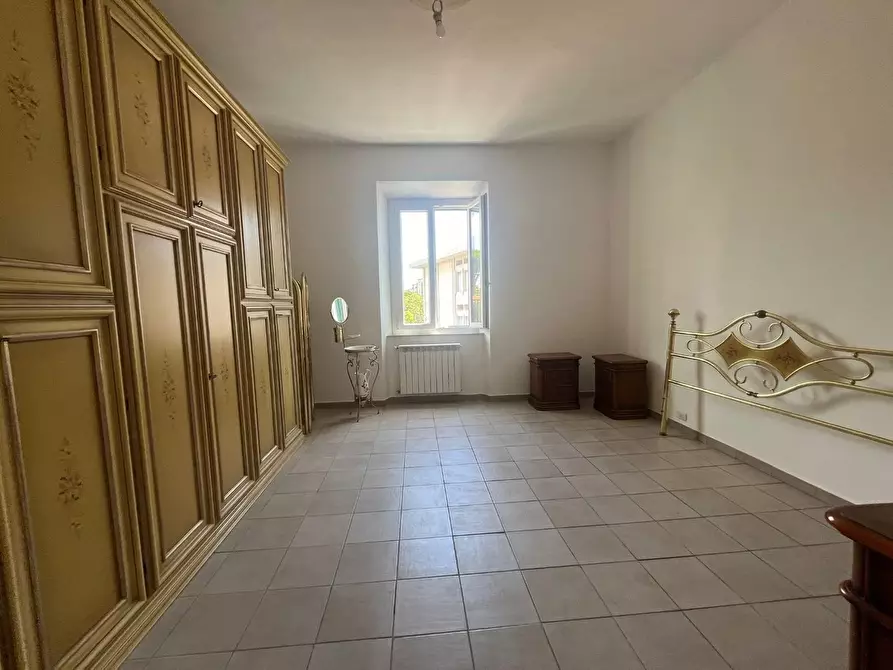 Immagine 5 di Appartamento in vendita  a Livorno