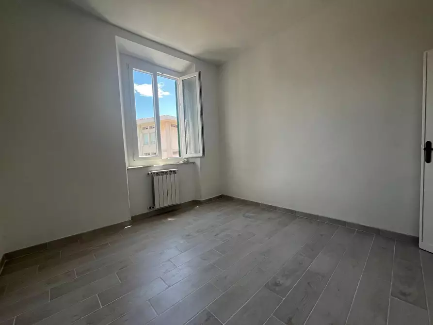 Immagine 6 di Appartamento in vendita  a Livorno