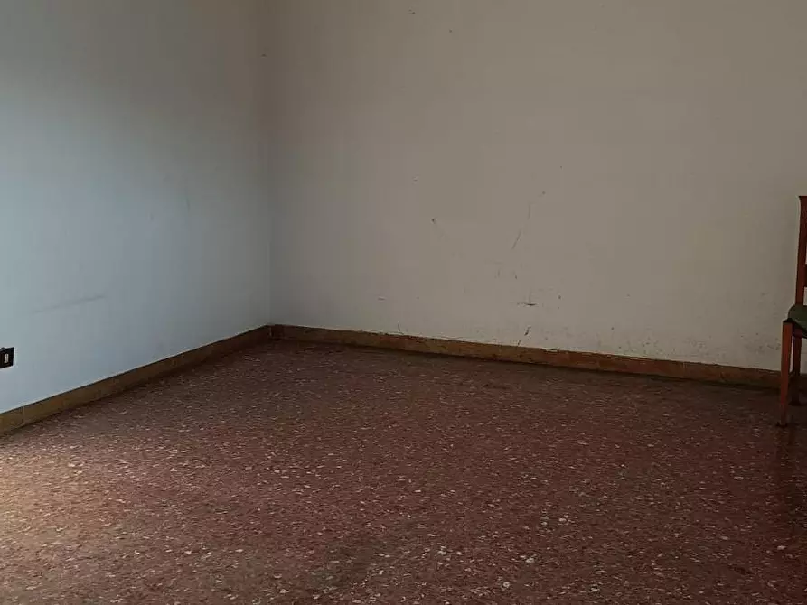 Immagine 12 di Appartamento in vendita  a Pisa