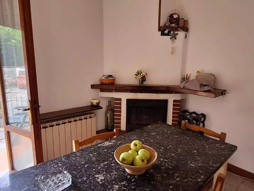 Immagine 3 di Casa indipendente in vendita  a Bagni Di Lucca