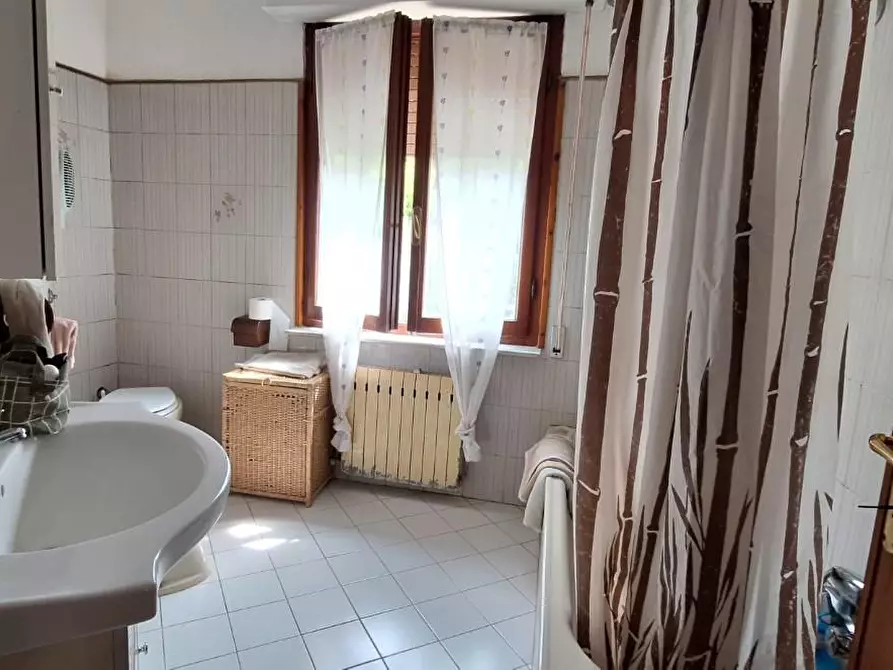 Immagine 7 di Casa indipendente in vendita  a Bagni Di Lucca