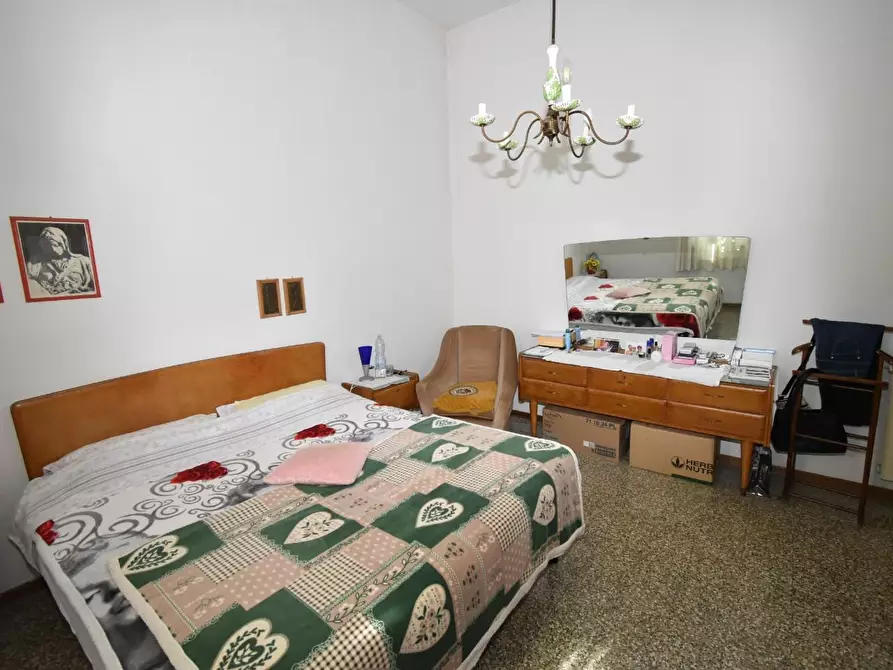 Immagine 13 di Terratetto in vendita  a San Giuliano Terme