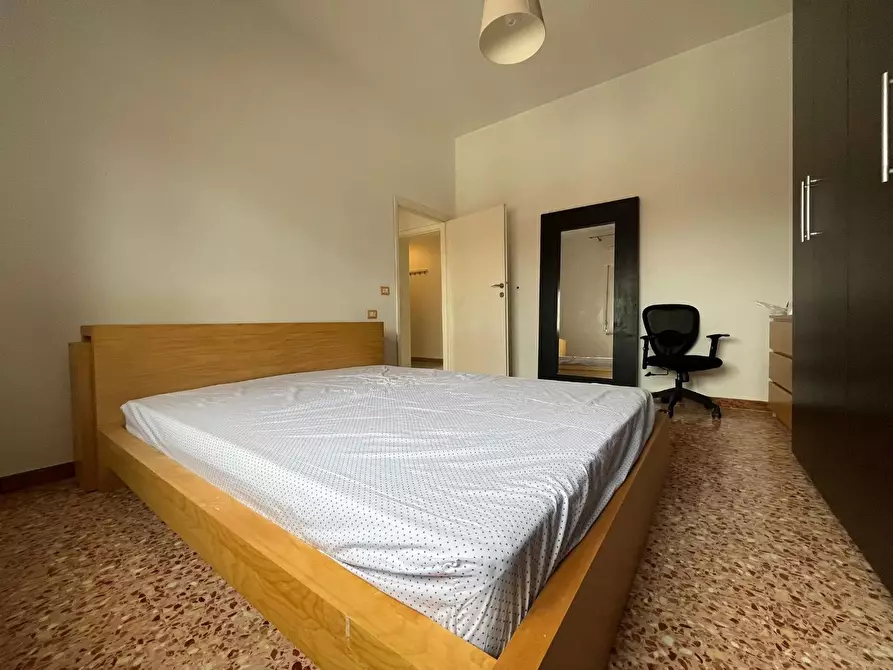 Immagine 11 di Appartamento in vendita  a Pontedera