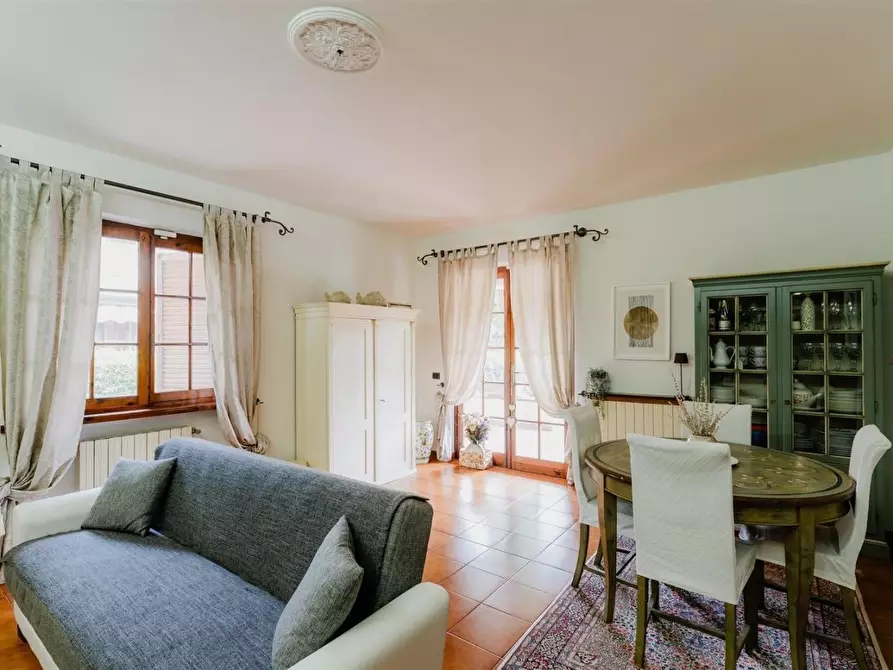 Immagine 5 di Casa trifamiliare in vendita  a Pietrasanta