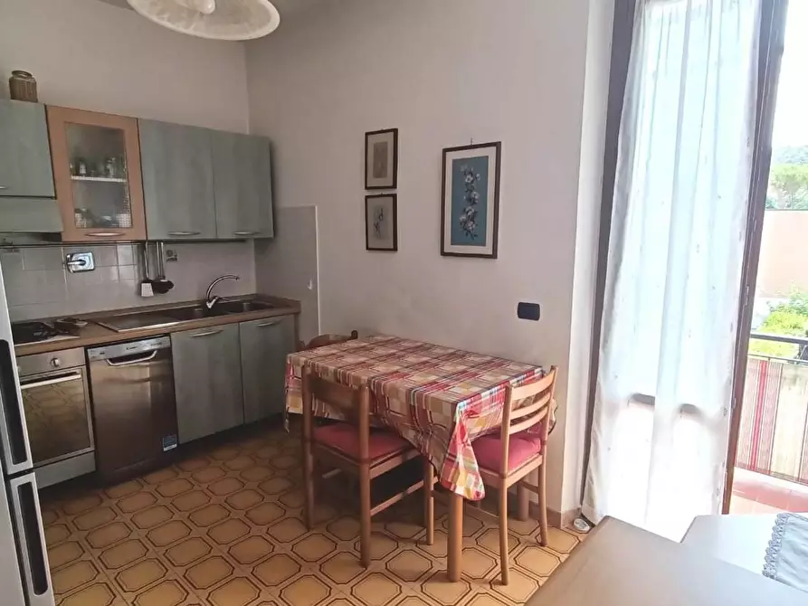 Immagine 8 di Appartamento in vendita  a Ameglia