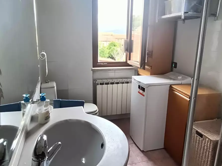 Immagine 22 di Appartamento in vendita  a Ameglia