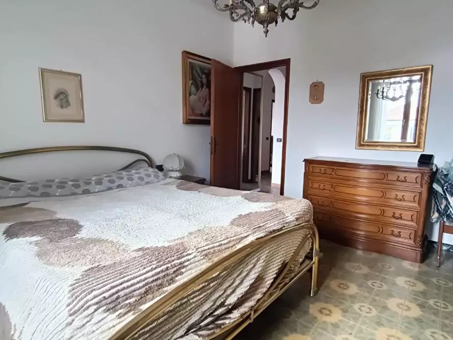 Immagine 17 di Appartamento in vendita  a Ameglia