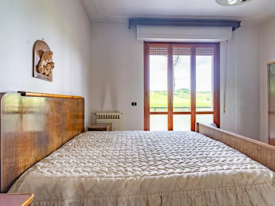 Immagine 43 di Villa in vendita  a Vinci