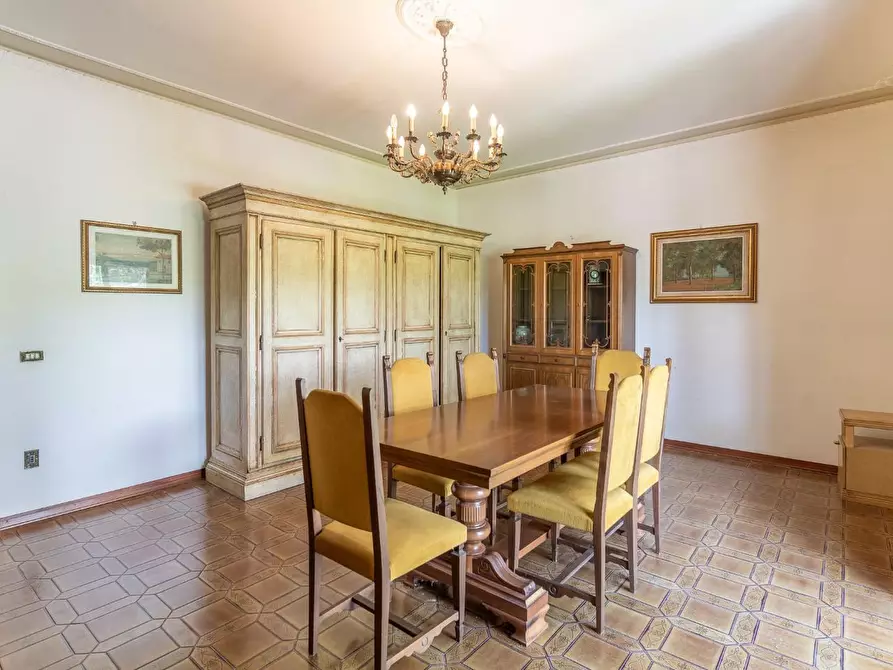 Immagine 35 di Villa in vendita  a Vinci