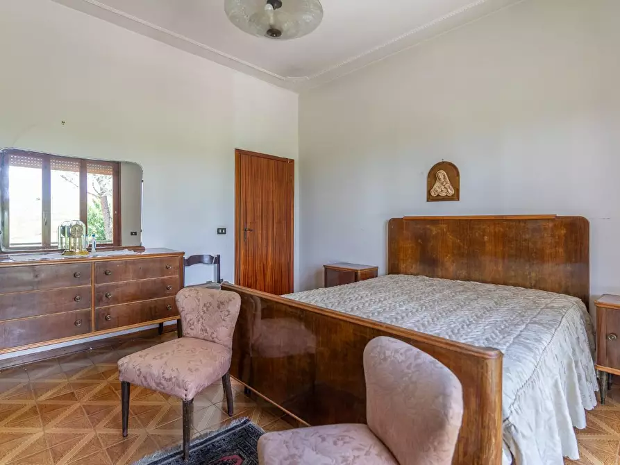 Immagine 45 di Villa in vendita  a Vinci