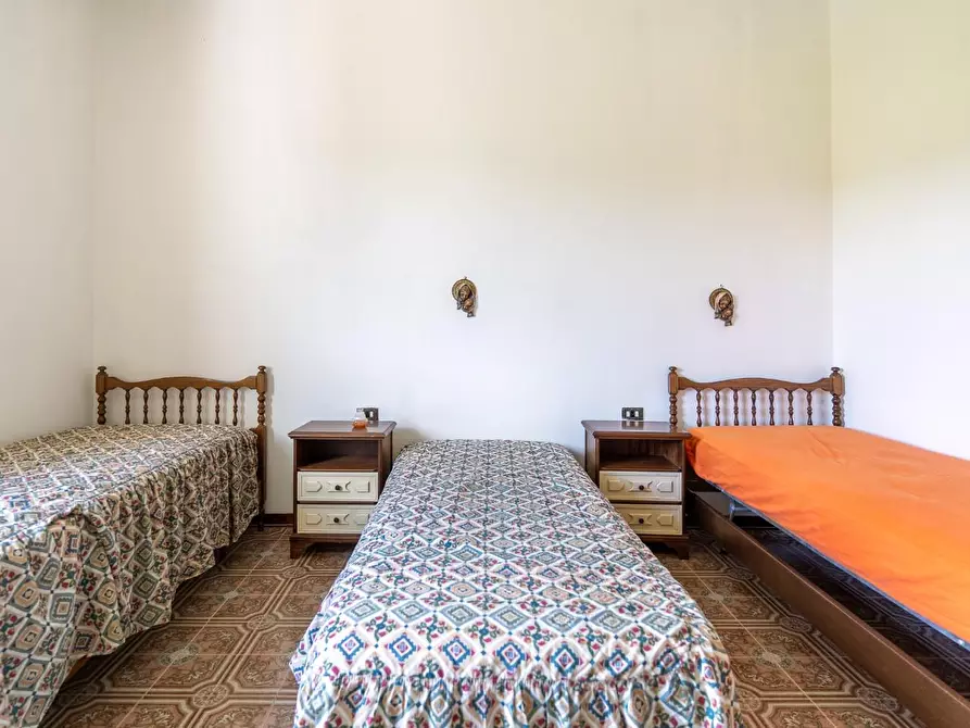 Immagine 48 di Villa in vendita  a Vinci