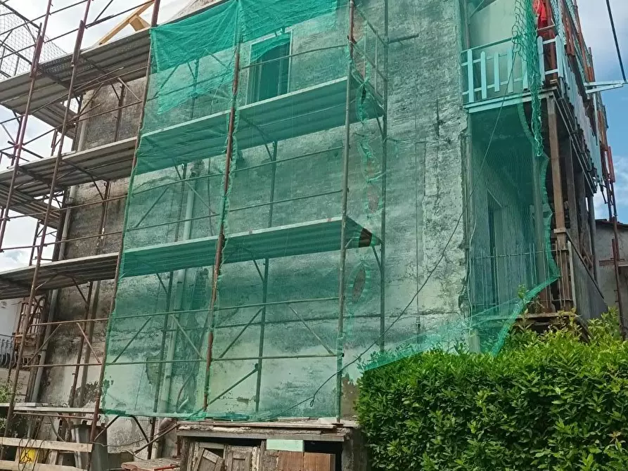 Immagine 2 di Appartamento in vendita  a Capannori