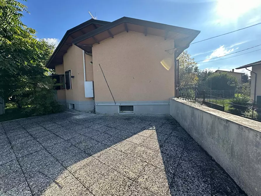 Immagine 54 di Villa in vendita  a Castelnuovo Magra