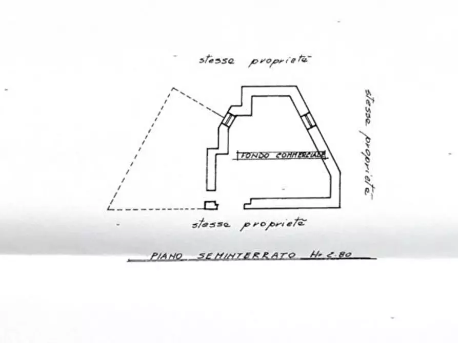 Immagine 60 di Villa in vendita  a Castelnuovo Magra