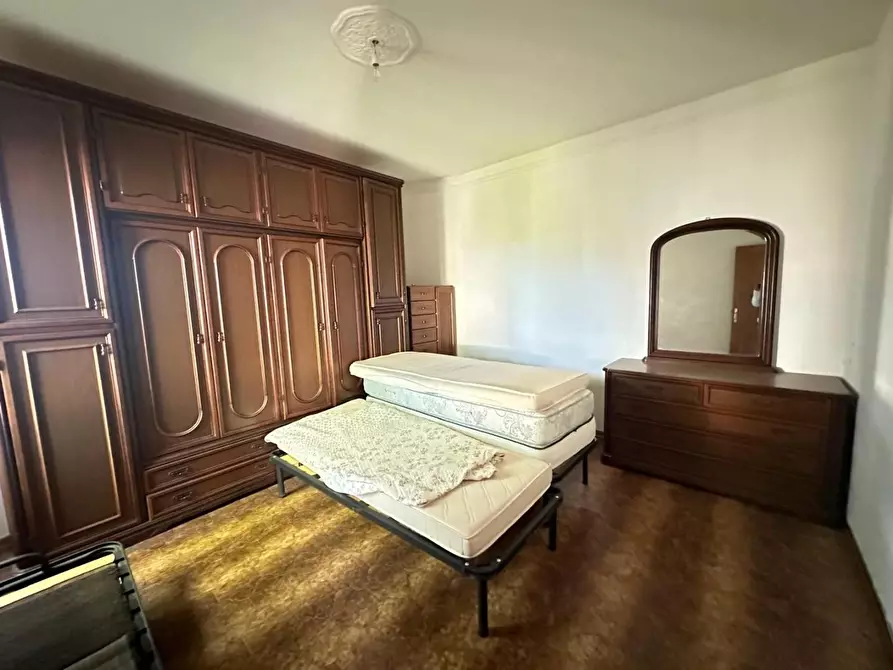 Immagine 43 di Villa in vendita  a Castelnuovo Magra