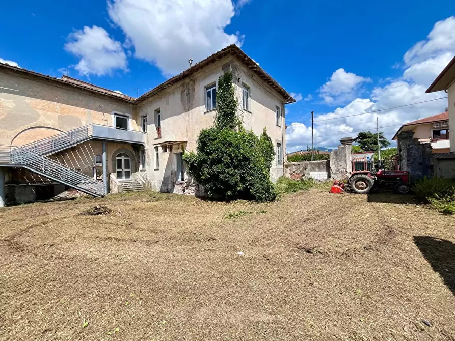 Immagine 11 di Villa in vendita  a San Giuliano Terme