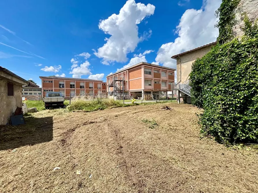 Immagine 12 di Villa in vendita  a San Giuliano Terme