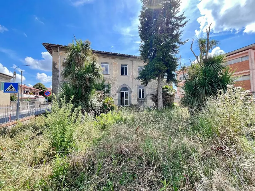 Immagine 16 di Villa in vendita  a San Giuliano Terme