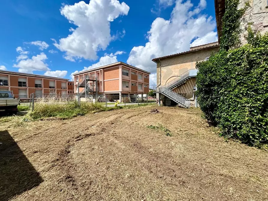 Immagine 15 di Villa in vendita  a San Giuliano Terme