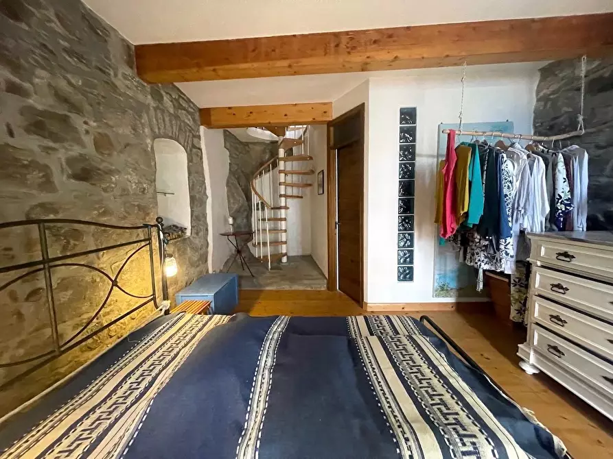 Immagine 27 di Casa indipendente in vendita  a La Spezia