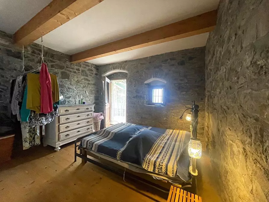 Immagine 26 di Casa indipendente in vendita  a La Spezia