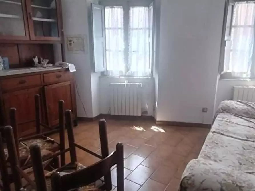 Immagine 11 di Casa indipendente in vendita  a Massa