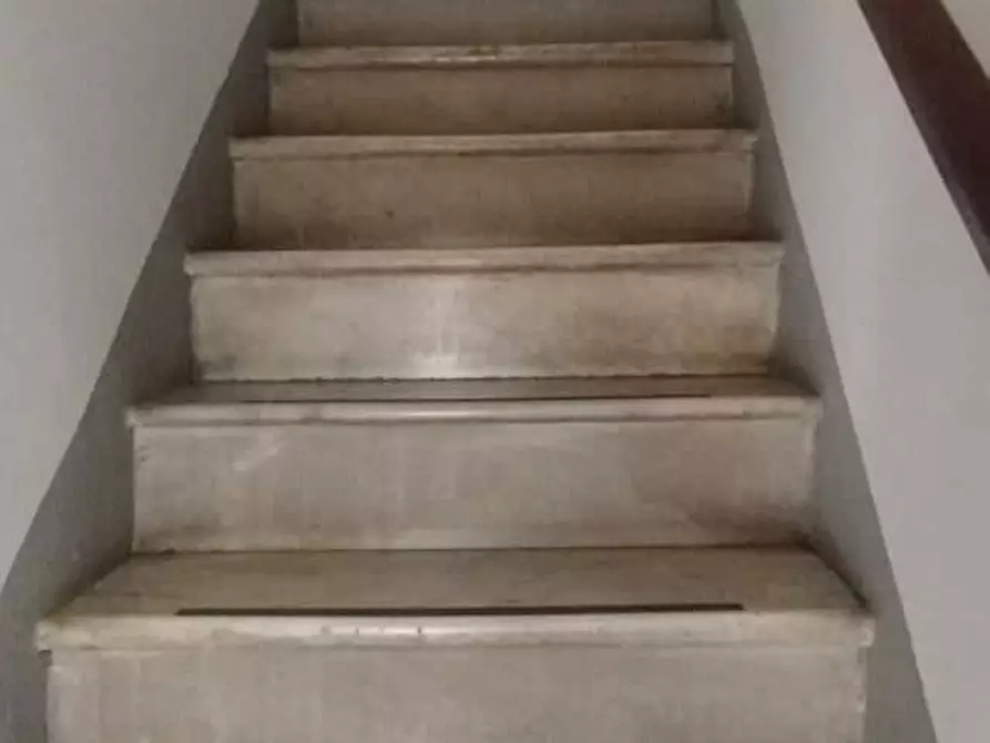 Immagine 23 di Casa indipendente in vendita  a Massa