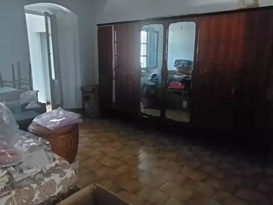 Immagine 14 di Casa indipendente in vendita  a Massa