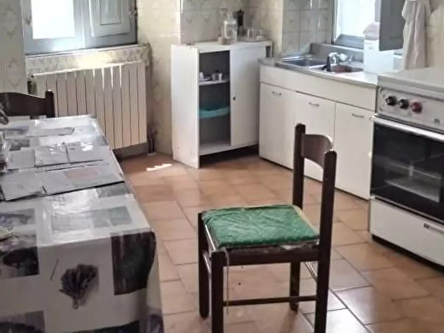 Immagine 7 di Casa indipendente in vendita  a Massa