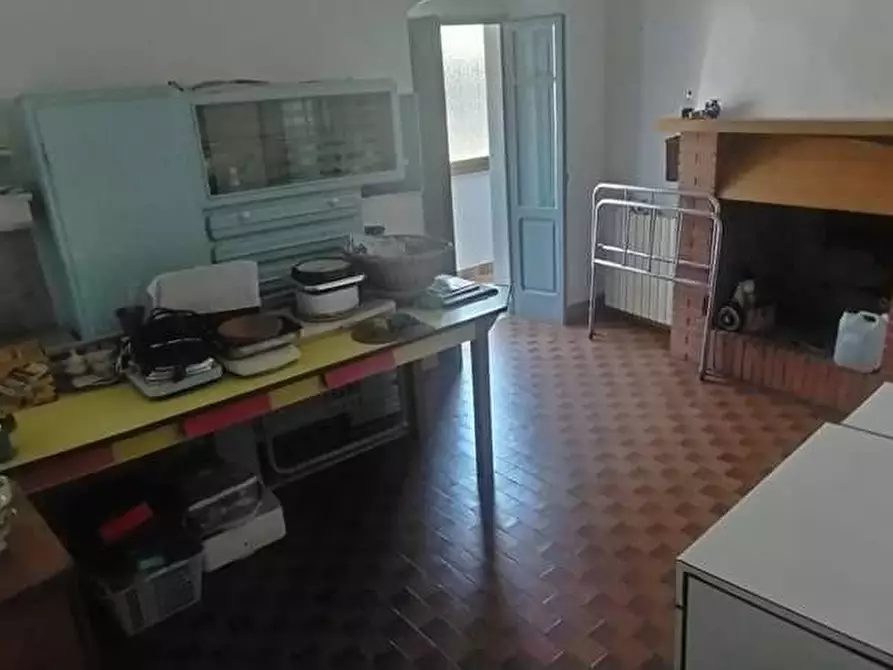 Immagine 25 di Casa indipendente in vendita  a Massa