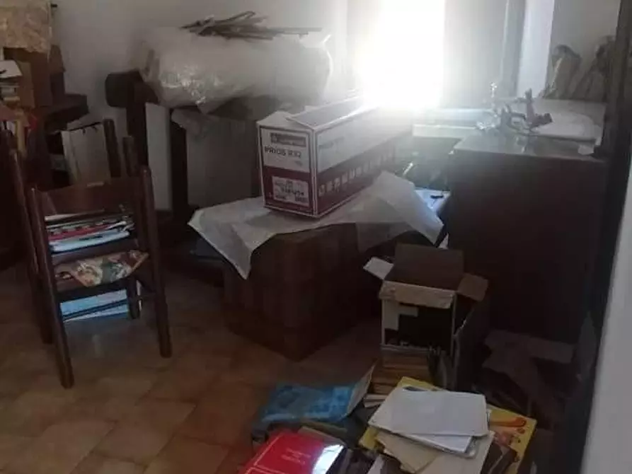 Immagine 38 di Casa indipendente in vendita  a Massa