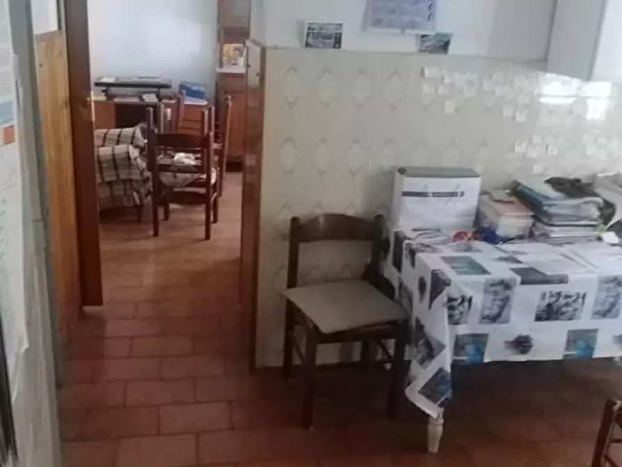 Immagine 21 di Casa indipendente in vendita  a Massa