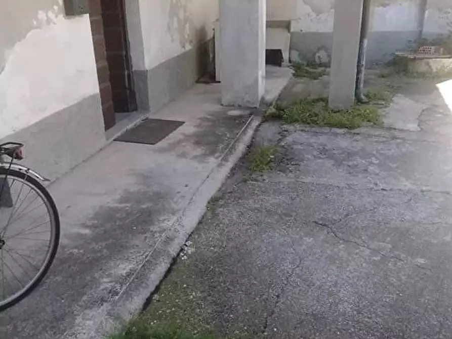 Immagine 43 di Casa indipendente in vendita  a Massa