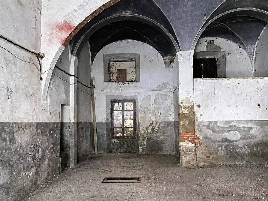 Immagine 7 di Palazzo in vendita  a Peccioli