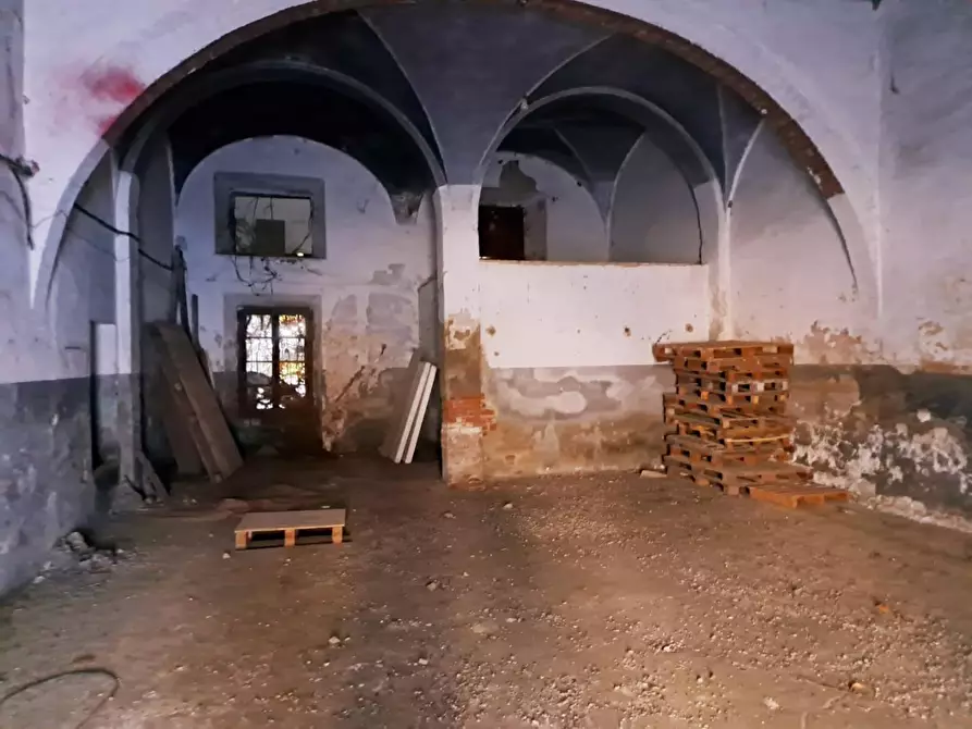 Immagine 19 di Palazzo in vendita  a Peccioli