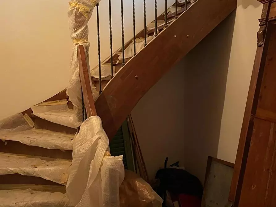 Immagine 16 di Appartamento in vendita  a Pisa